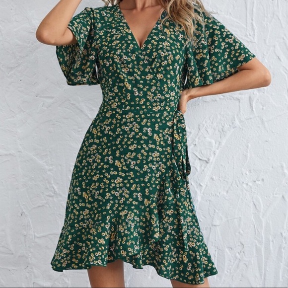 Boho floral print v neck wrap ruffle hem dress - Picture 3 of 4